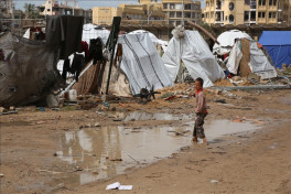 Власти Газы предупредили о надвигающейся гуманитарной катастрофе