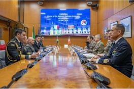 Азербайджан и Италия обсудили расширение сотрудничества в сфере военного образования