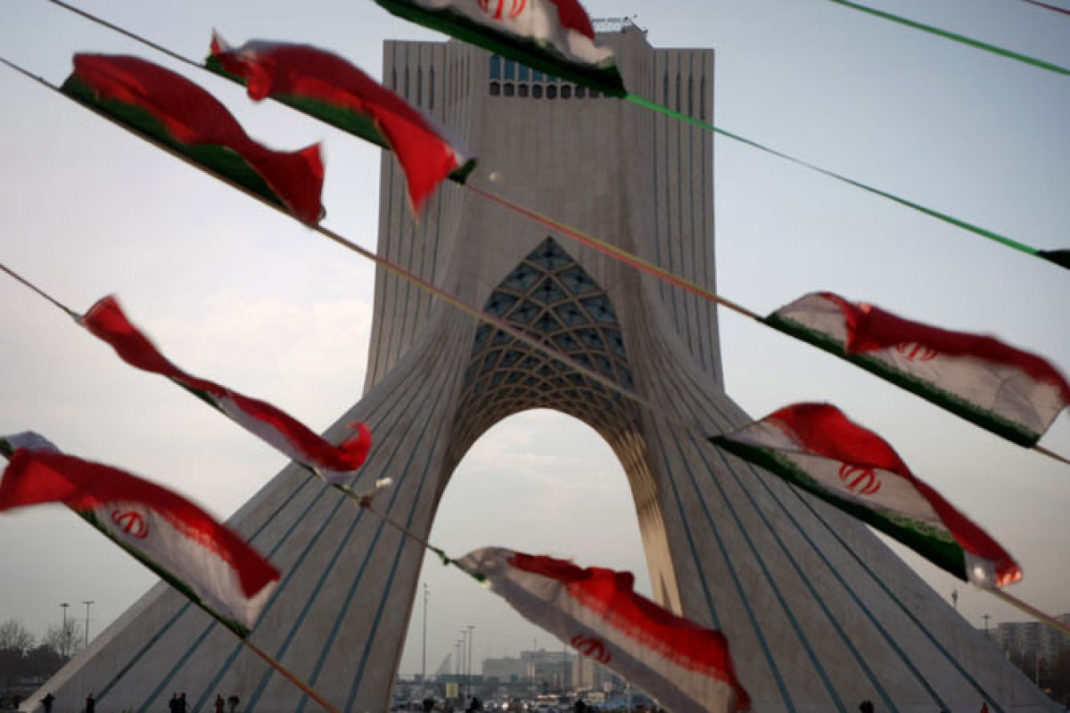 Президент Ирана предложил перенести столицу из Тегерана