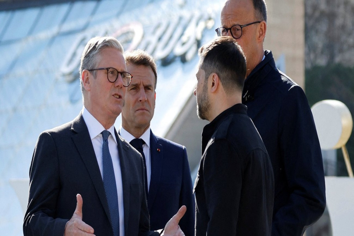 Зеленский провел переговоры с лидерами "евротройки"