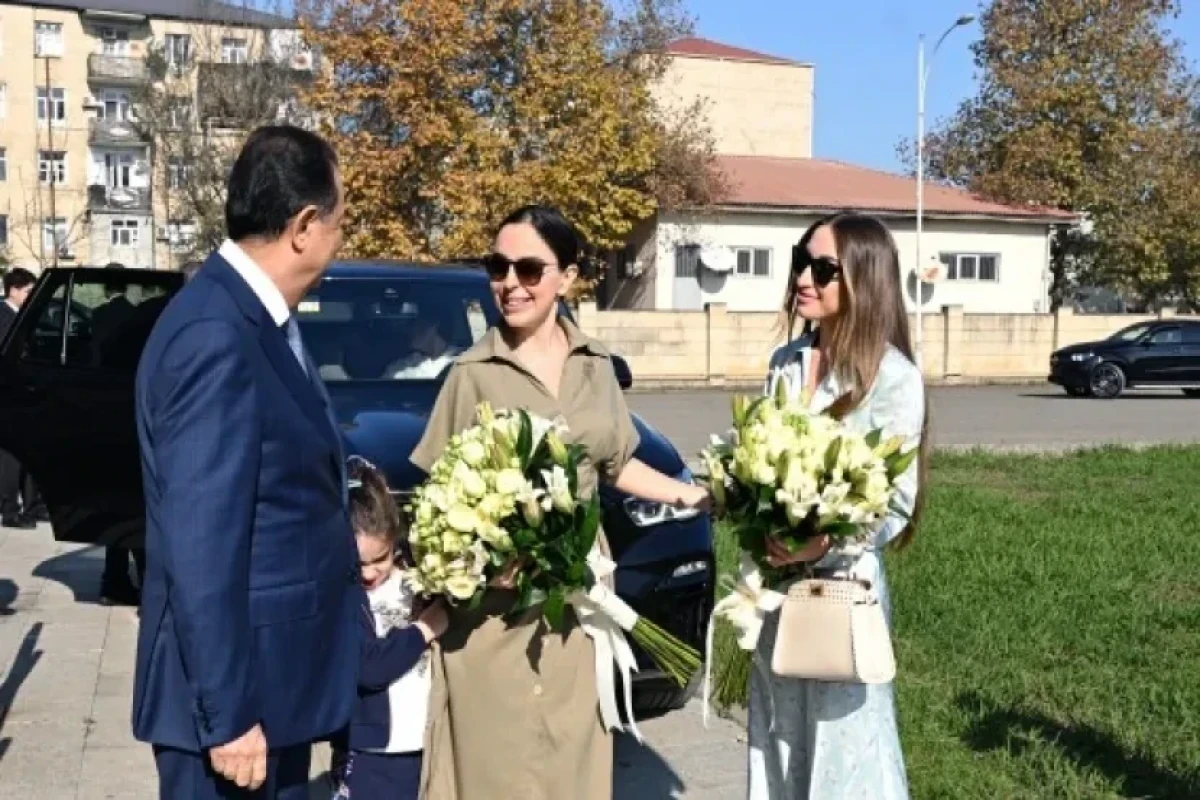 Лейла Алиева и Алена Алиева посетили новую Ветклинику в Лянкяране-ФОТО 
