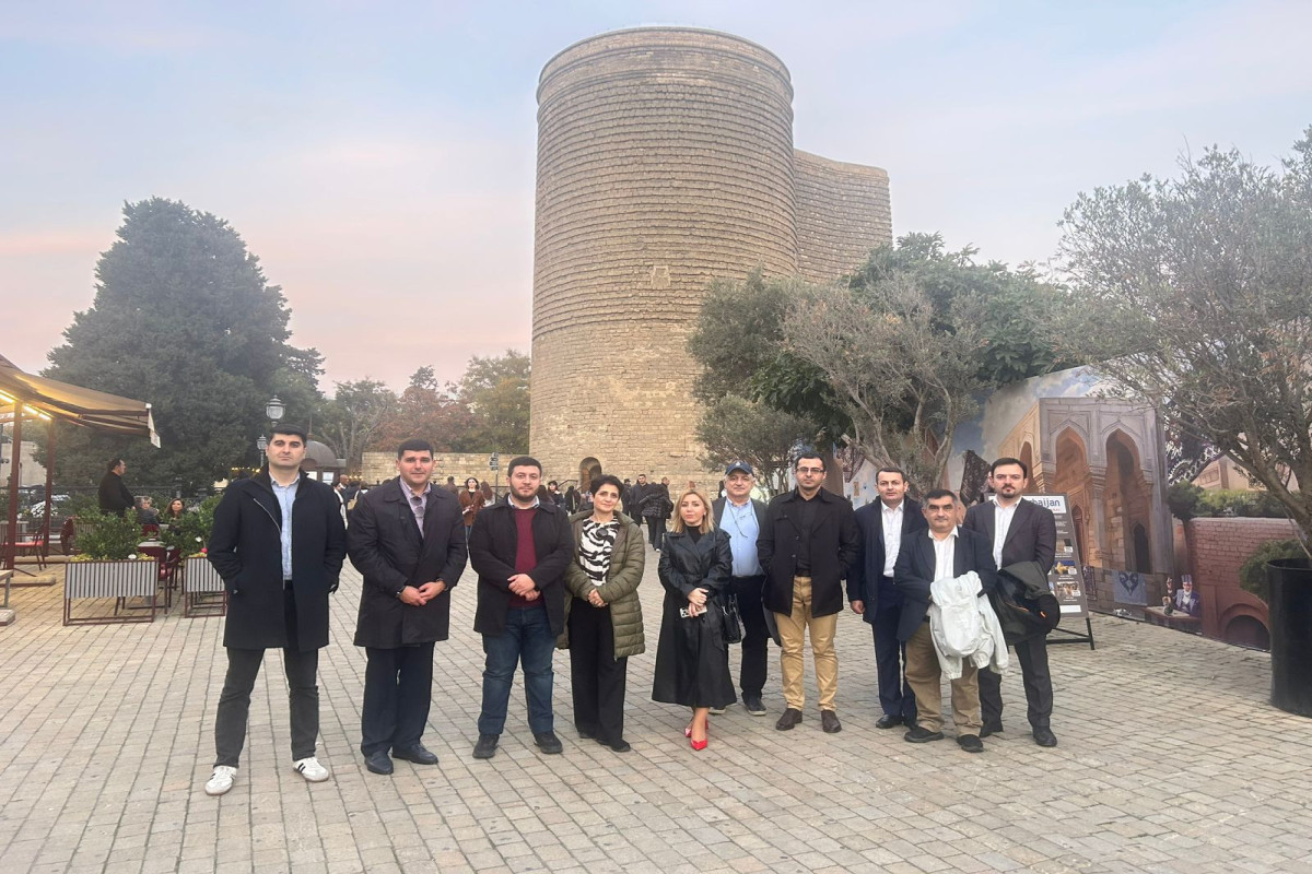 В Баку состоялась очередная встреча представителей Инициативы «Мост мира»-ФОТО 