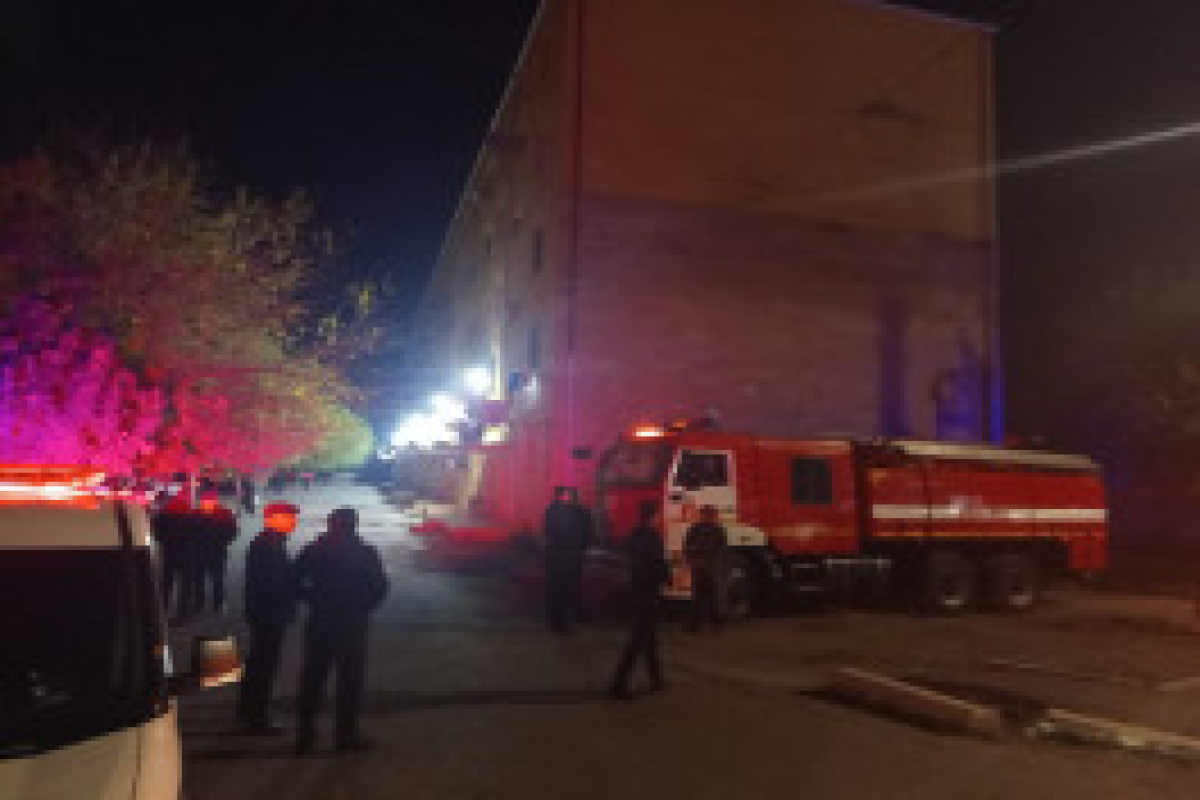 В Гёранбое обрушился пол в двух квартирах жилого дома, пострадали 4 человека-ВИДЕО 