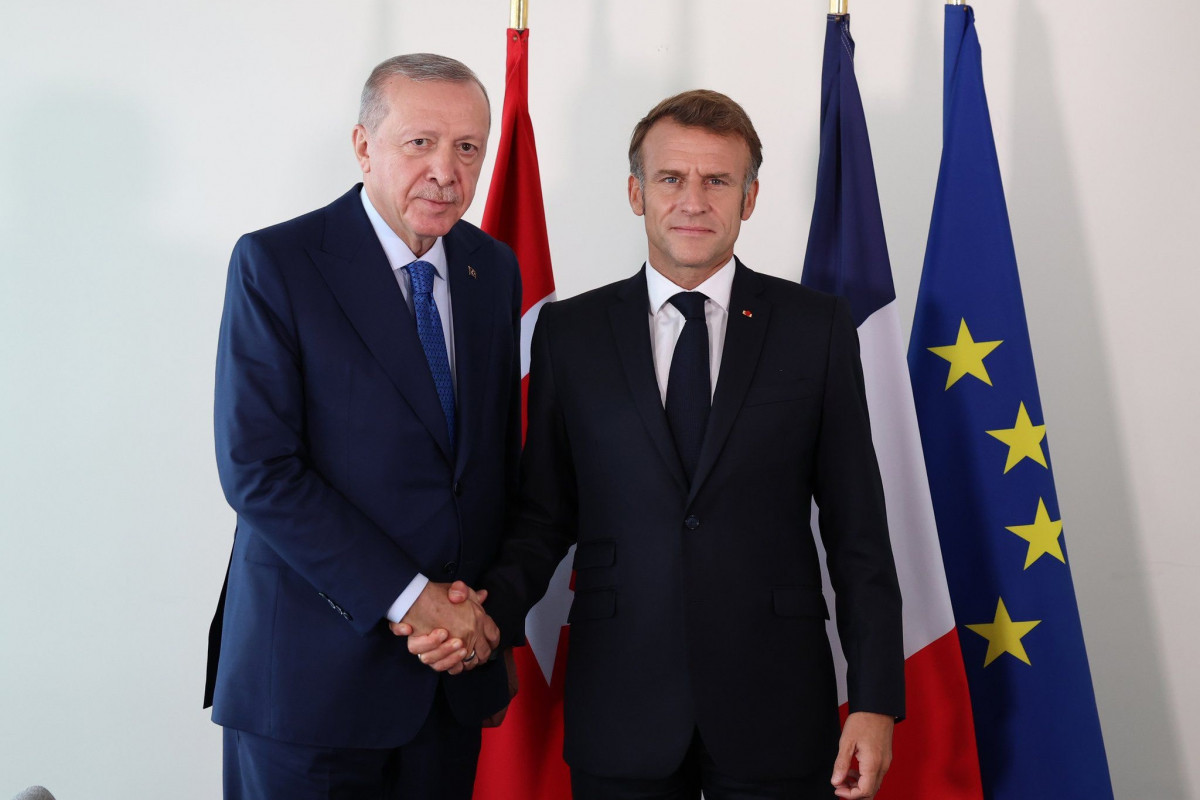 Эрдоган встретился с Макроном