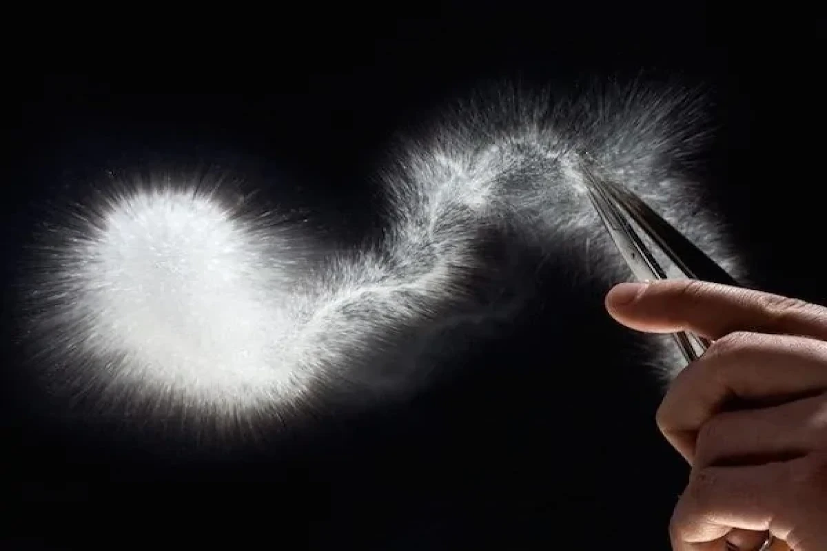 Феномен стекла Руперта: загадка, разгаданная через три столетия-ФОТО -ВИДЕО 