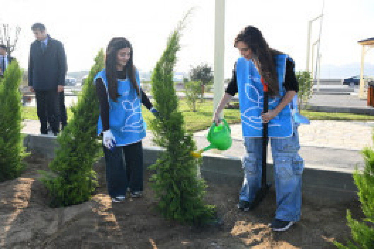 Лейла Алиева приняла участие в открытии нового парка в Гобустане-ФОТО 