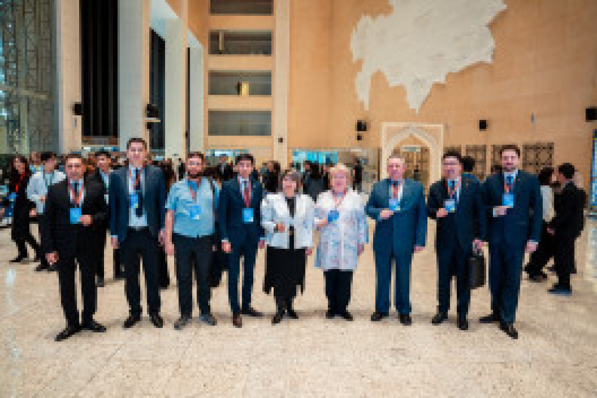 Проекты школьников из Баку вошли в число победителей конкурса СНГ-ФОТО 