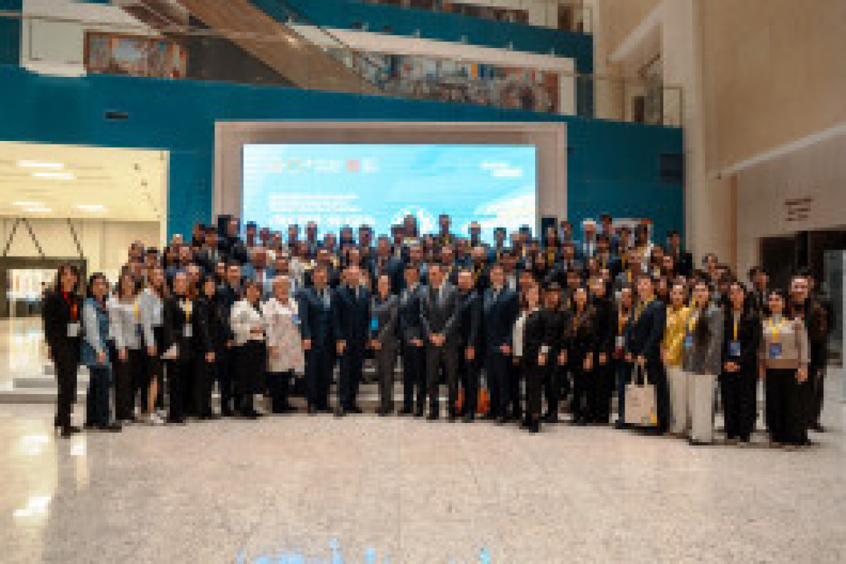 Проекты школьников из Баку вошли в число победителей конкурса СНГ-ФОТО 