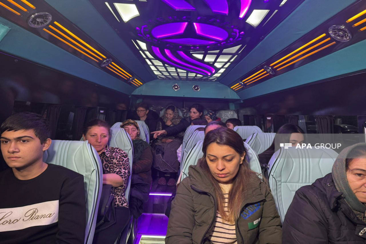 В город Кяльбаджар отправлена очередная группа переселенцев-ФОТО 