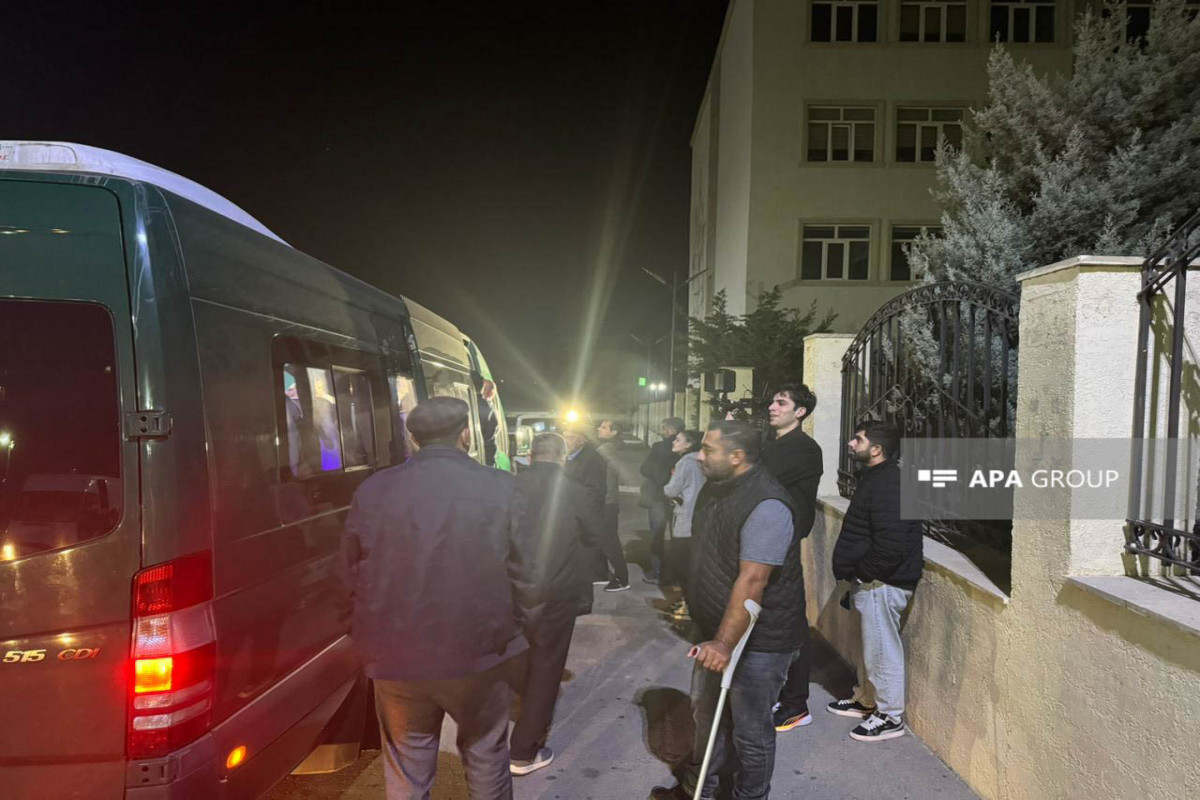 В город Кяльбаджар отправлена очередная группа переселенцев-ФОТО 