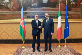 Джейхун Байрамов встретился с Председателем Палаты депутатов Парламента Италии