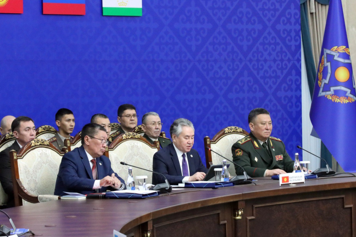 На заседании саммита ОДКБ подписано 10 документов-ФОТО 