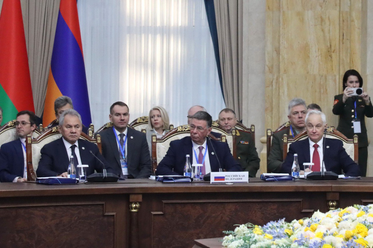 На заседании саммита ОДКБ подписано 10 документов-ФОТО 