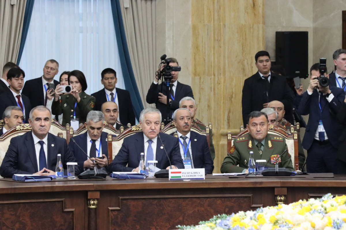 На заседании саммита ОДКБ подписано 10 документов-ФОТО 