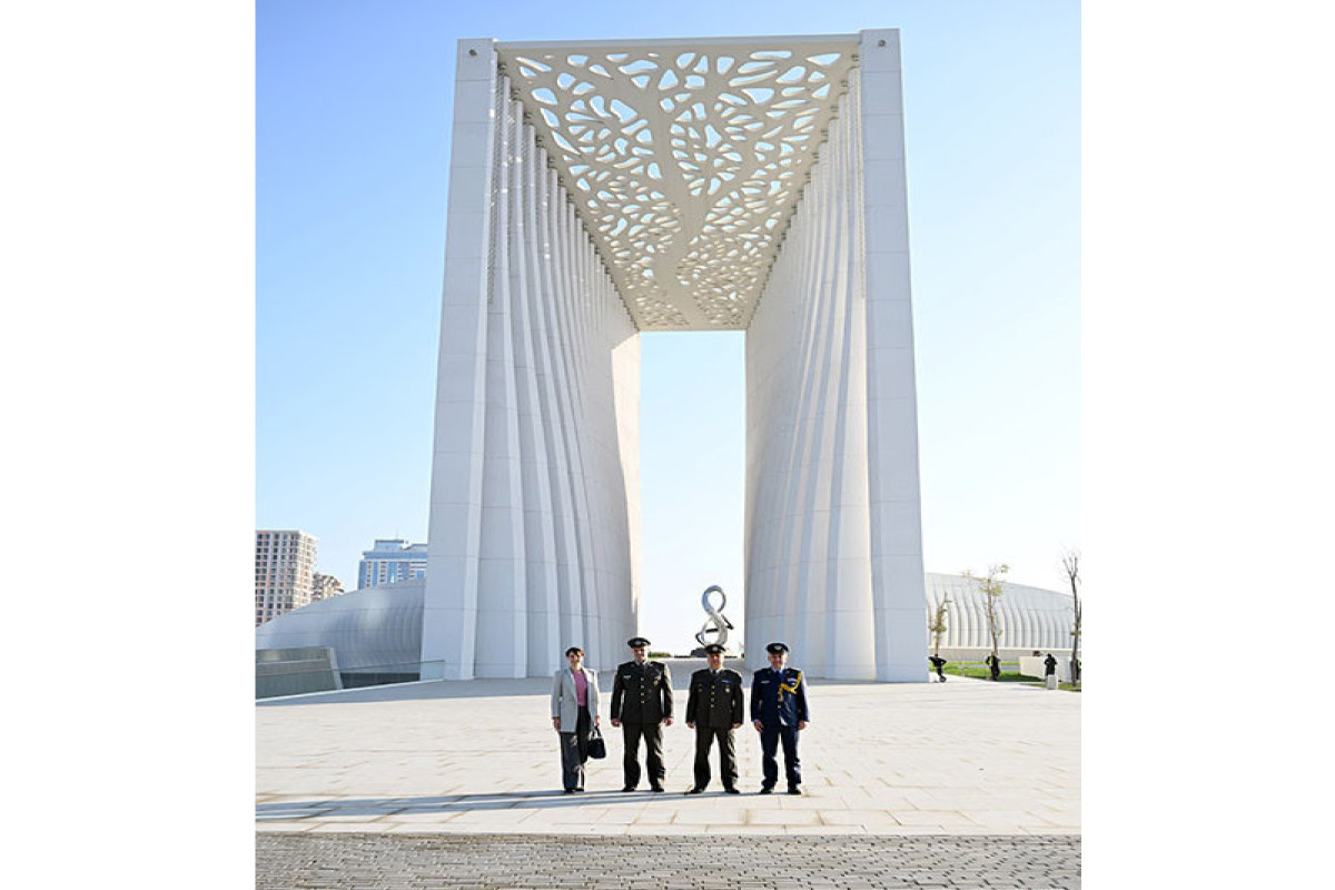 Делегация Белградского университета обороны посетила Азербайджан-ФОТО 