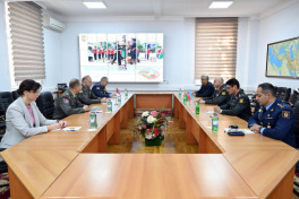 Делегация Белградского университета обороны посетила Азербайджан-ФОТО 