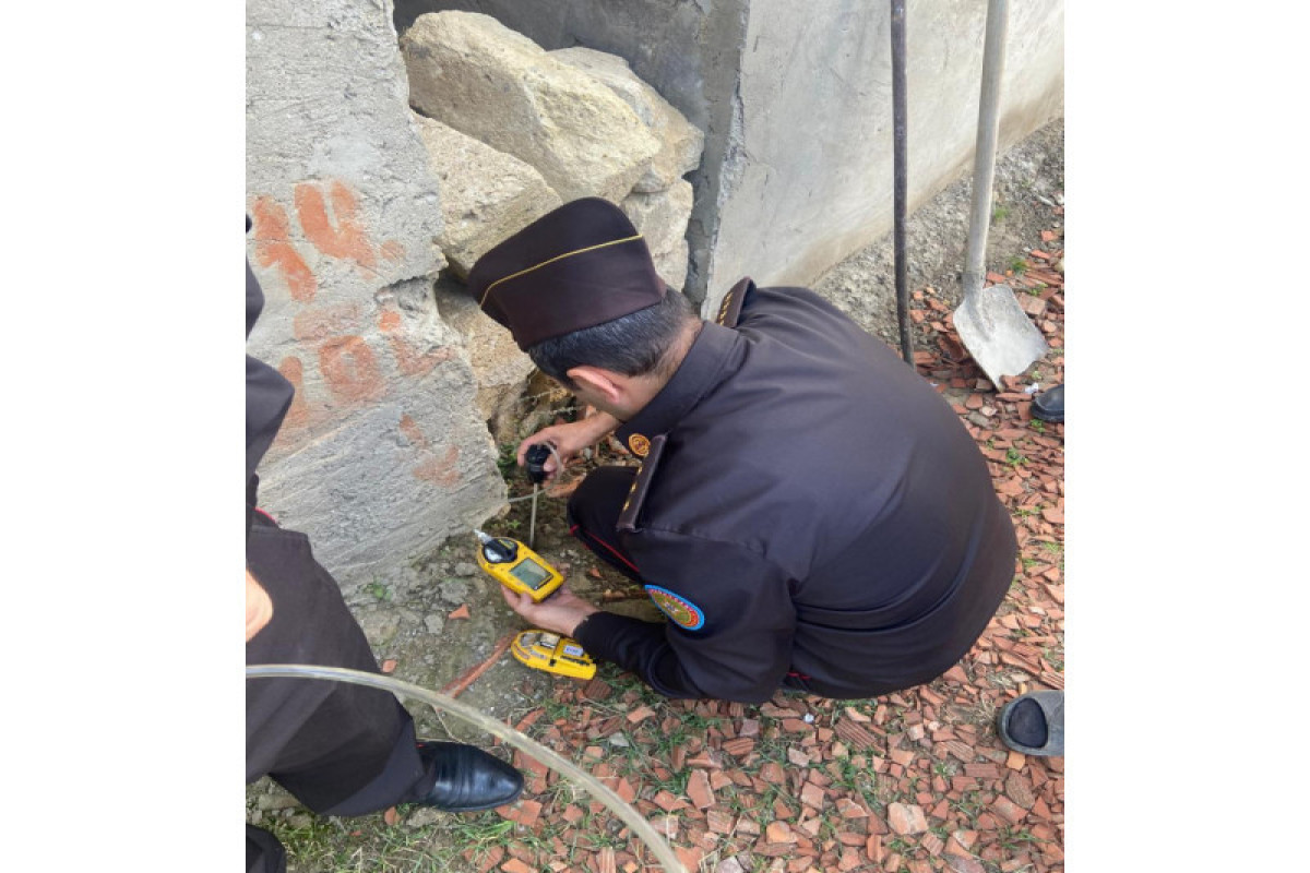 МЧС сообщило о метане во дворах жилых домов в Абшеронском районе-ФОТО 