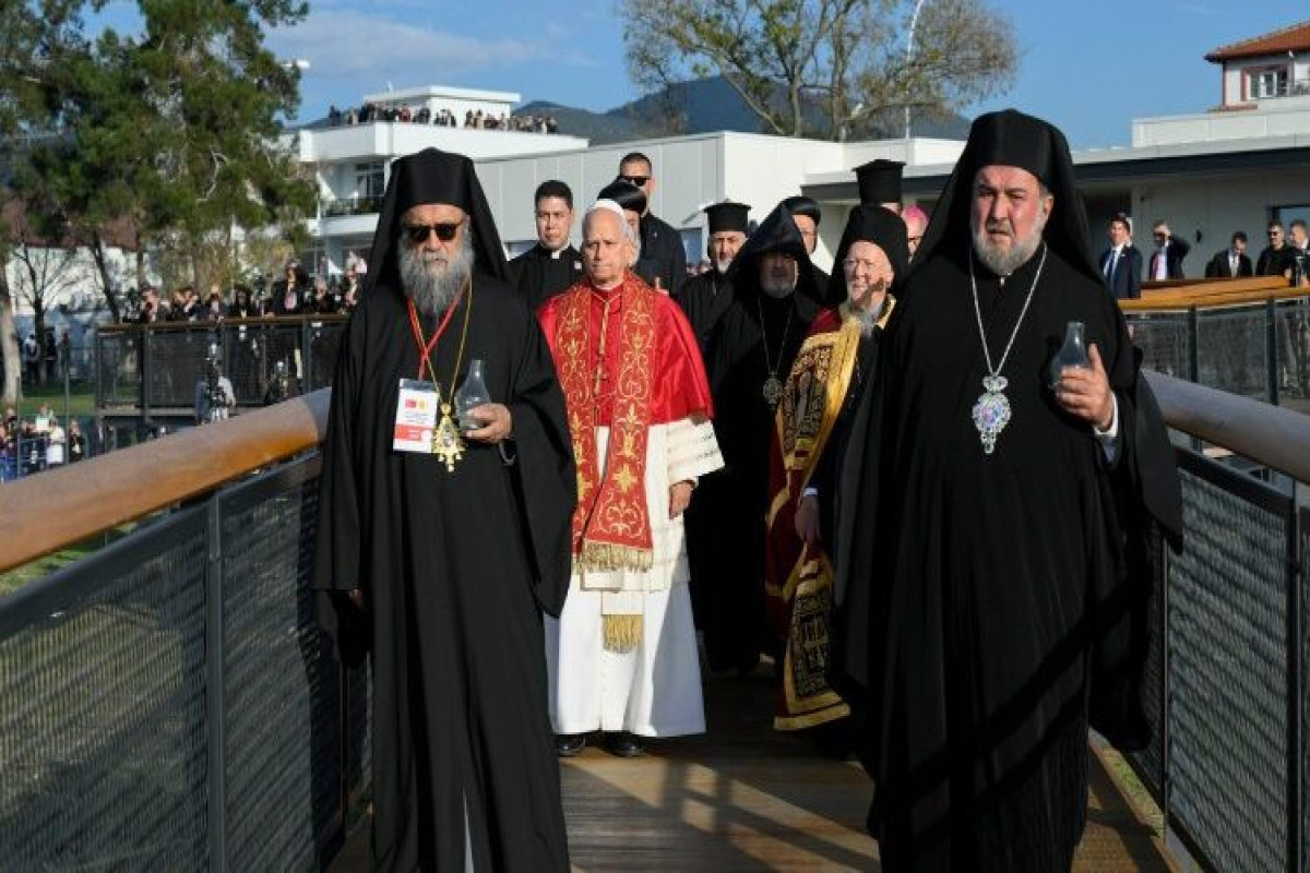 Папа Лев XIV призвал христиан отказаться от насилия во имя религии