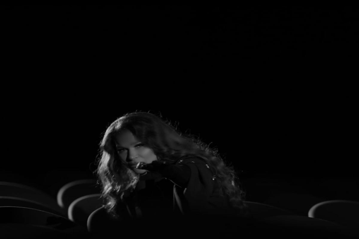 Хумар Гадимова посвятила песню сильным мужчинам-ВИДЕО 