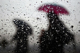 В субботу в Баку облачно, моросящий дождь