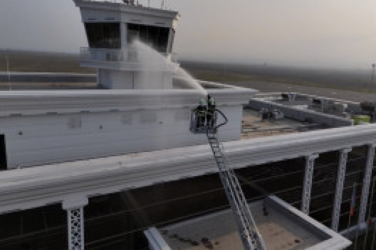 МЧС провело учения по пожарной безопасности в аэропорту Гябялы-ФОТО -ВИДЕО 