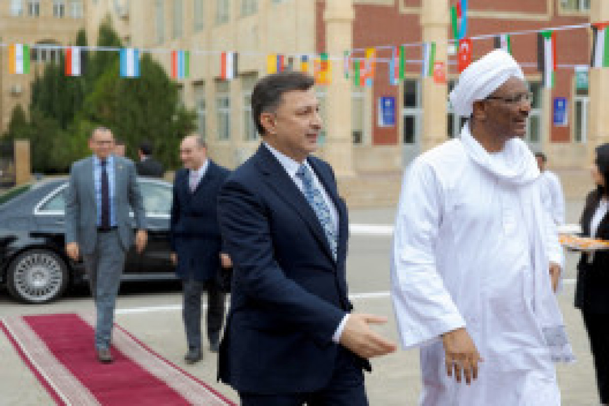 Международный фестиваль в АМУ объединил студентов и дипломатов со всего мира-ФОТО 