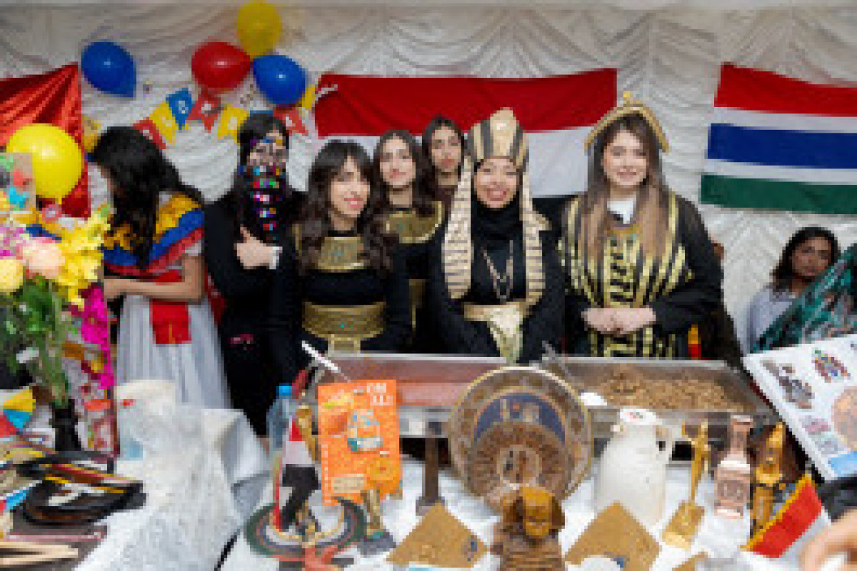 Международный фестиваль в АМУ объединил студентов и дипломатов со всего мира-ФОТО 