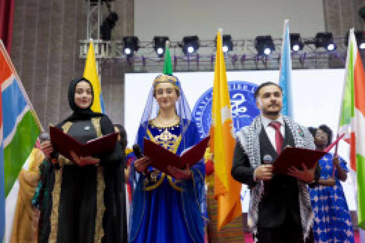 Международный фестиваль в АМУ объединил студентов и дипломатов со всего мира-ФОТО 