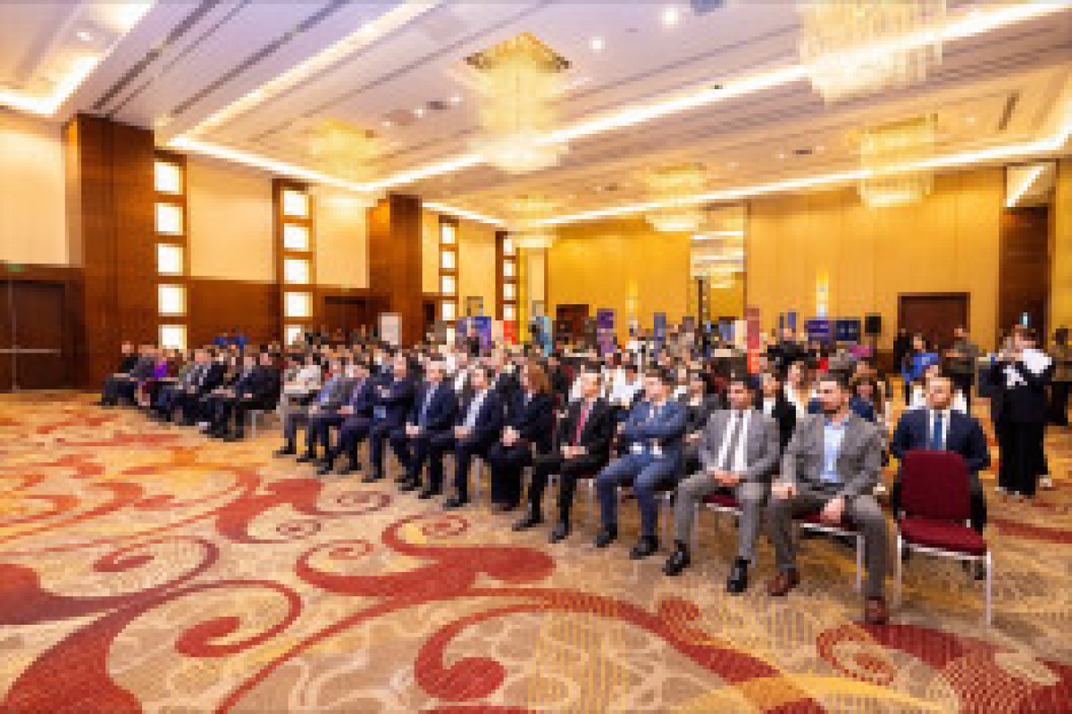 Азербайджанская молодежь встретилась с ведущими IT-компаниями на ярмарке вакансий IDIA