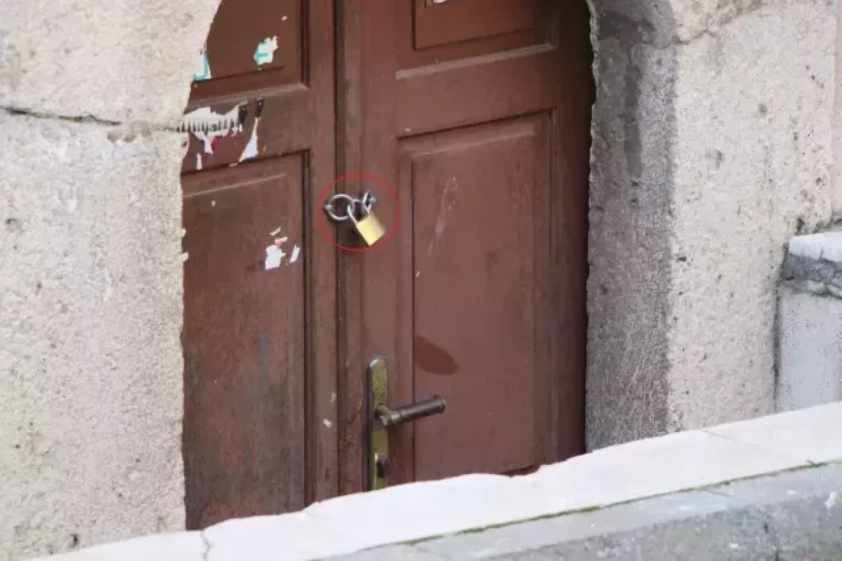 В Турции закрыли девять гробниц из-за незаконного электропотребления-ФОТО 