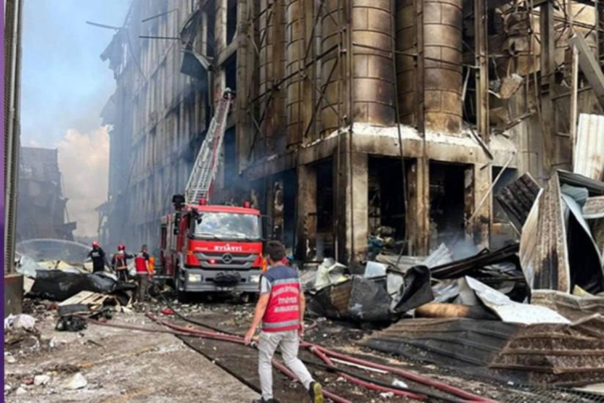 Взрыв на химзаводе в Турции: двое погибших