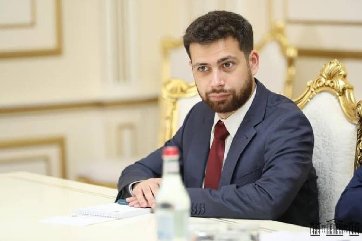 Скандал в ереванском пабе: замглавы МИД Ваан Костанян устроил пьяный дебош