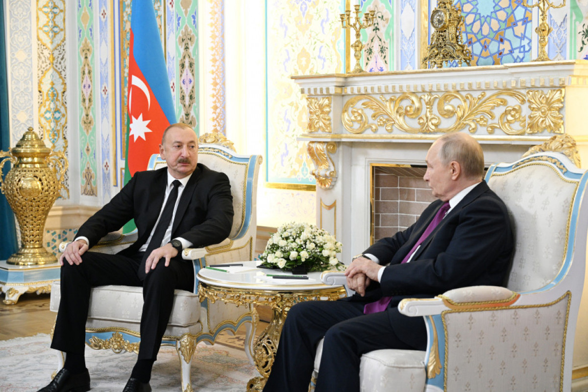 Алиев - Путину: Спасибо, что лично держите ситуацию с самолетом AZAL под контролем - ЗАЯВЛЕНИЯ