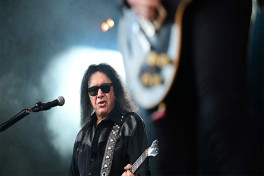 Лидер KISS Джин Симмонс госпитализирован после ДТП в Лос-Анджелесе