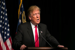 Трамп заявил, что может ужесточить санкции против России