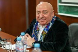 Россия освободила экс-директора Театра сатиры Мамедали Агаева 