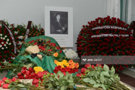 В Баку простились с народной артисткой Аминой Юсифгызы-ФОТО 