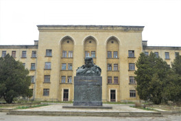Уволены заместитель директора и руководитель Аппарата киностудии «Азербайджанфильм»