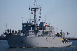 Нидерланды передали ВМС Украины противоминный корабль типа Alkmaar