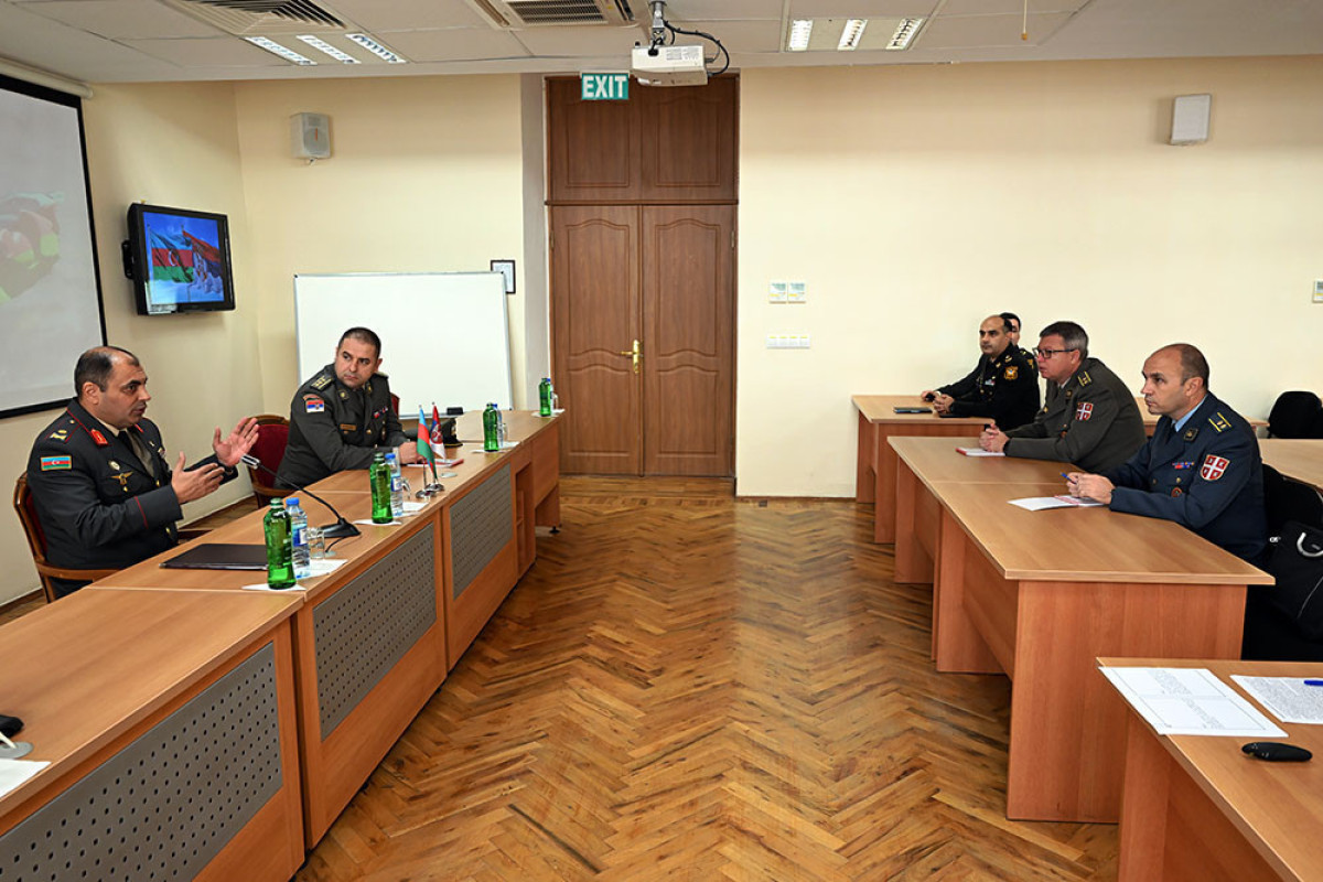 В Баку обсудили развитие оборонных связей между Азербайджаном и Сербией-ФОТО 
