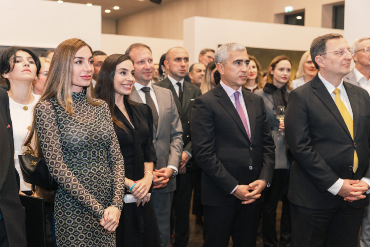 Лейла и Арзу Алиевы на открытии выставки «Мать-природа» в Берлине-ФОТО 