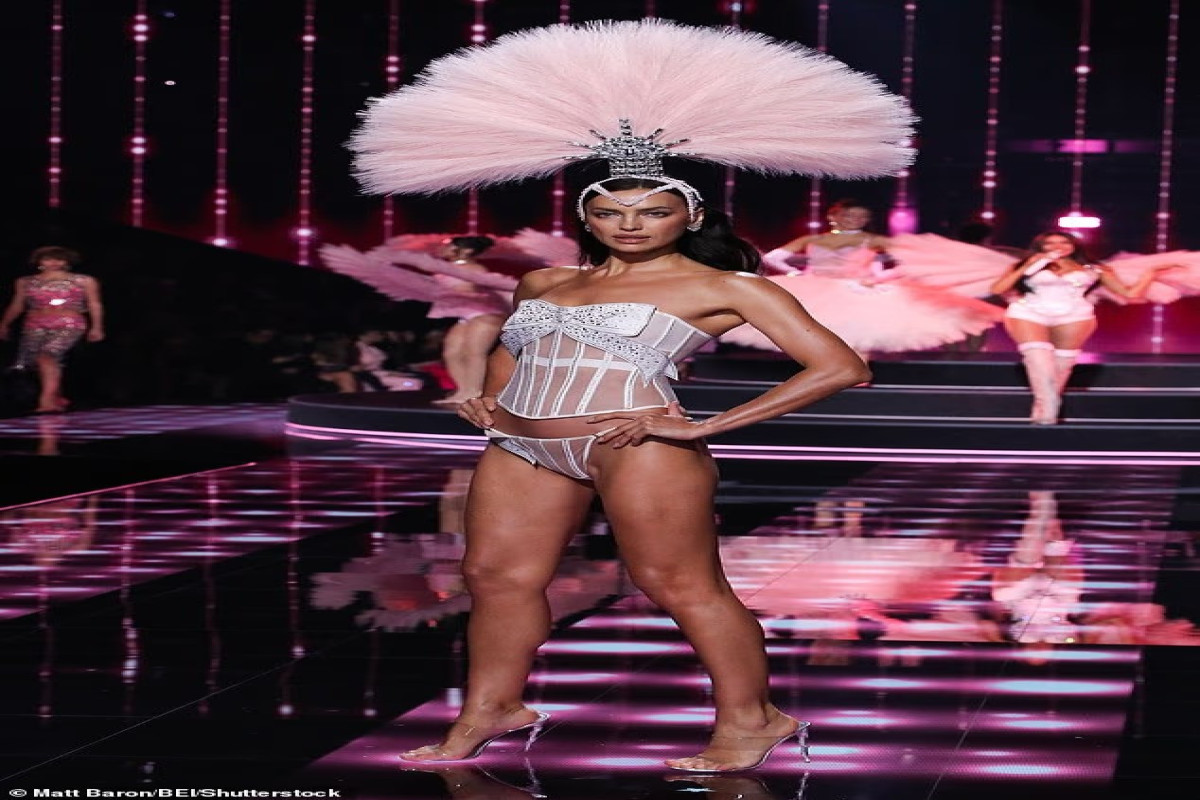 Возвращение легенды: Victoria’s Secret вновь засияла на подиуме Нью-Йорка-ФОТО 