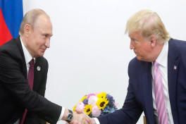 СМИ: План Трампа встретиться с Путиным стал сюрпризом для Зеленского