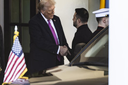 Встреча Трампа и Зеленского завершилась спустя 2,5 часа