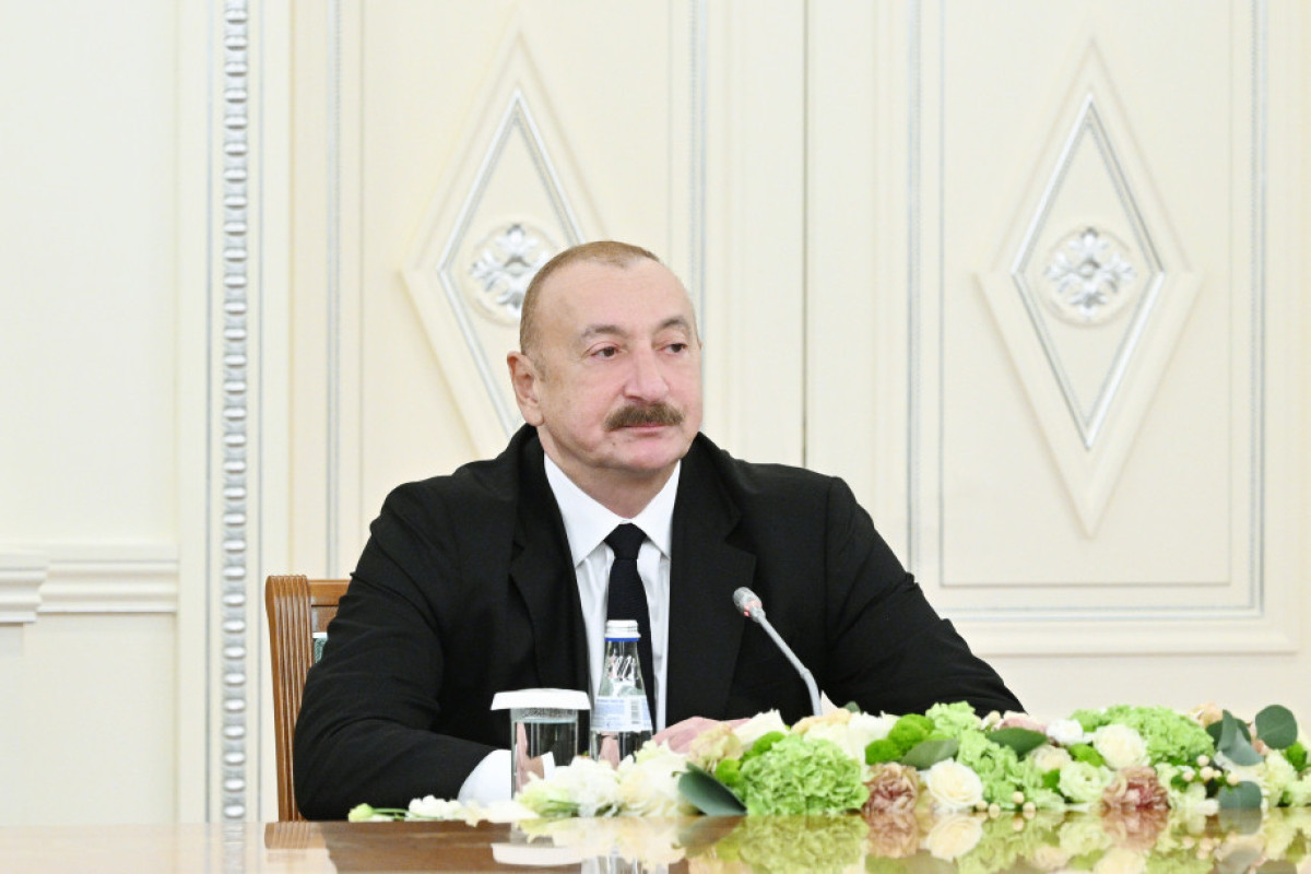 Алиев: Азербайджан снял все ограничения на транзит грузов в Армению 