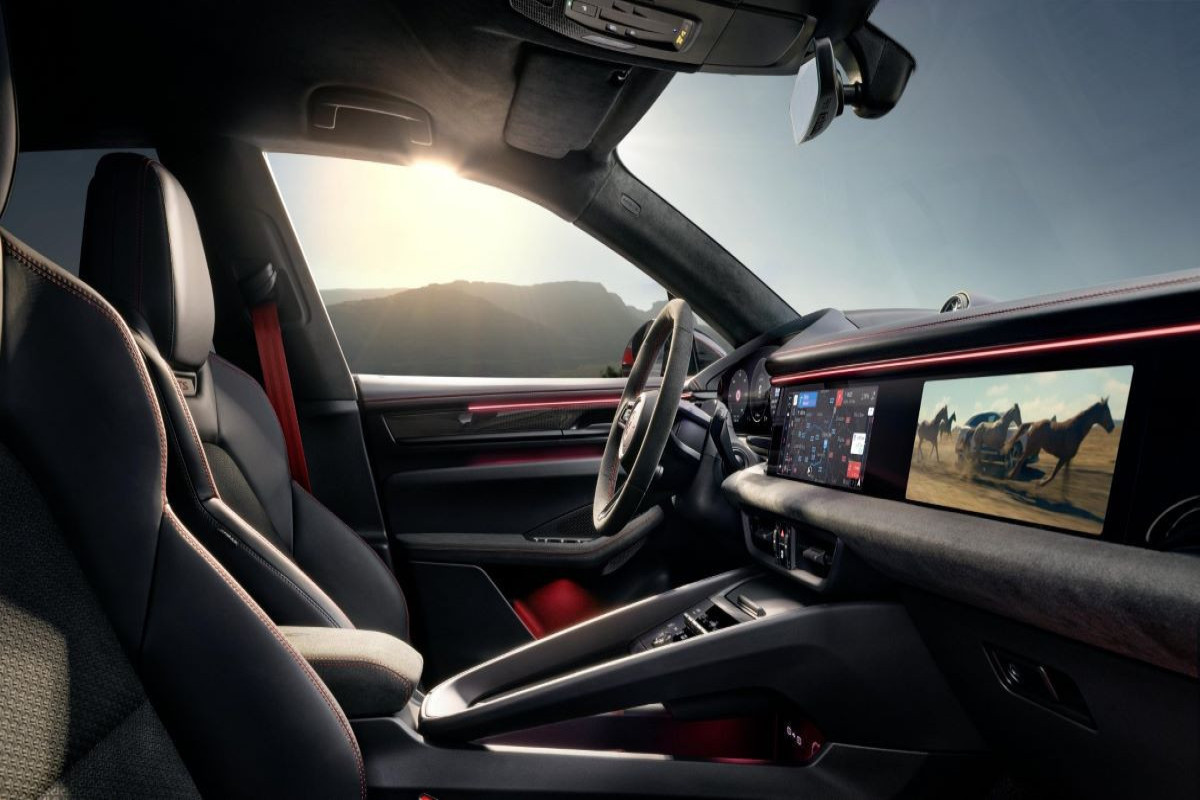 Porsche представила спортивную версию Macan GTS-ФОТО 