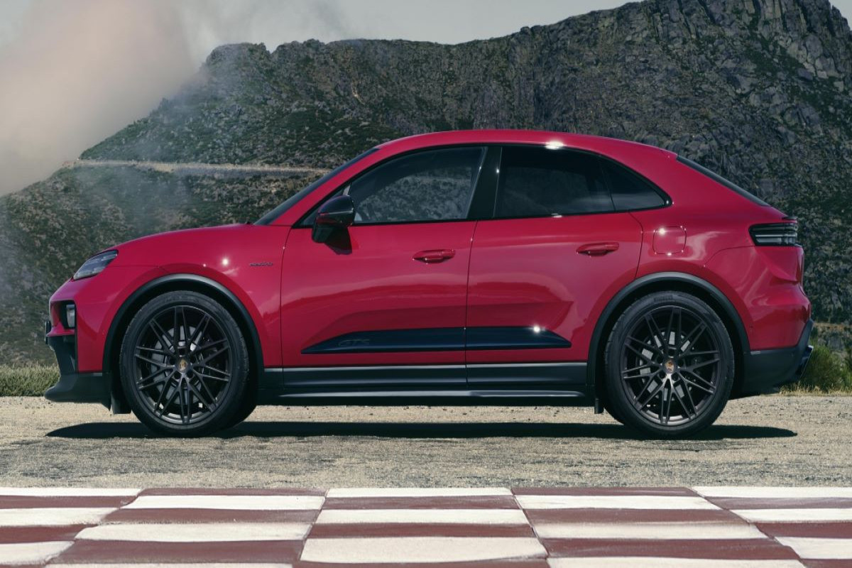 Porsche представила спортивную версию Macan GTS-ФОТО 
