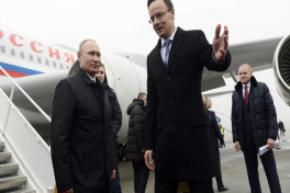 Сийярто отказался арестовывать Путина