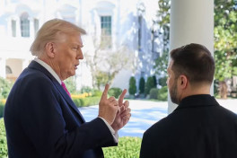 Le Monde: Нерешительность Дональда Трампа усиливает тревогу в Европе