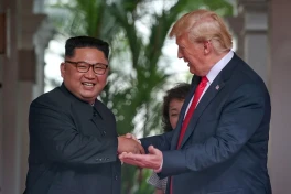 В Южной Корее готовятся к неожиданной встрече Трампа и Ким Чен Ына
